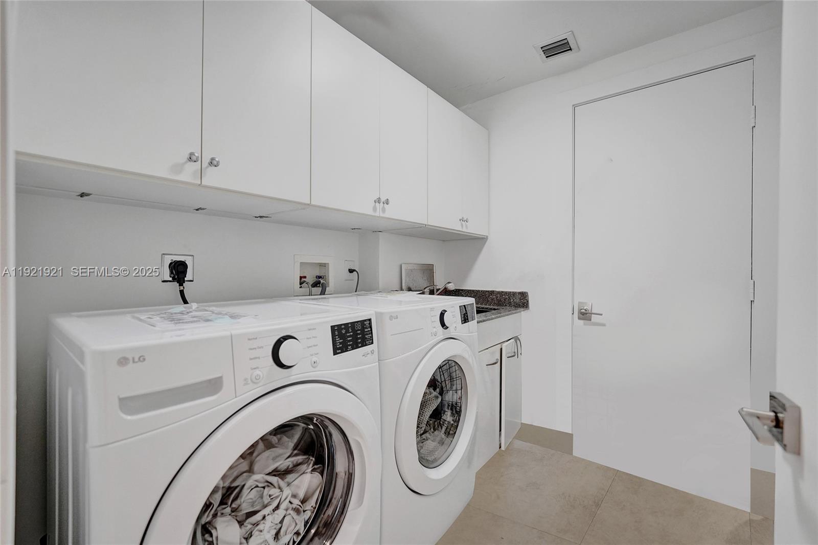 ATLANTIC I AT THE POINT C - Residential