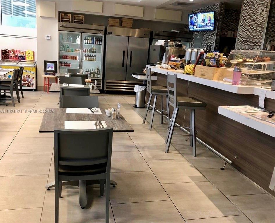 ATLANTIC I AT THE POINT C - Residential