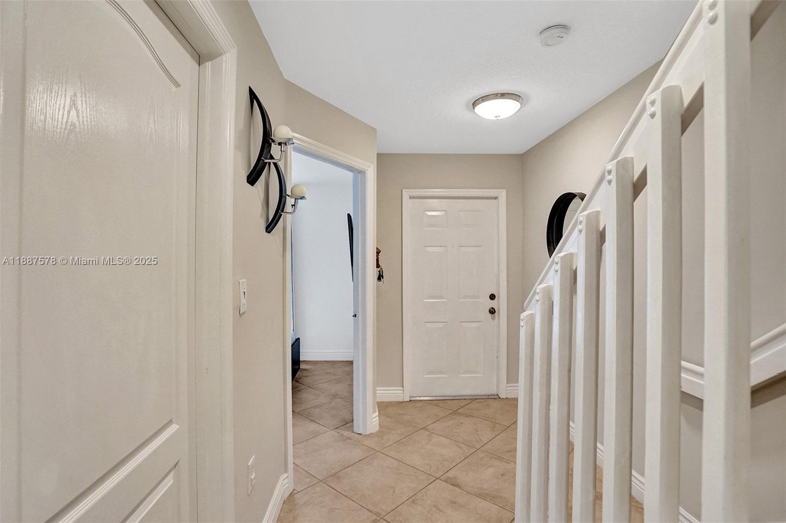 MELROSE POINT CONDO - Residential