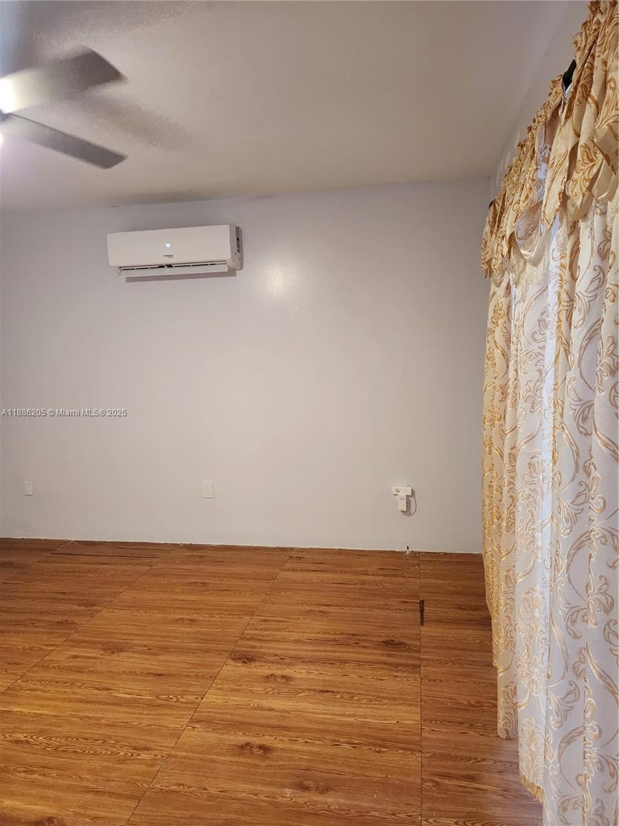 ARCHWOOD-AMD PLAT - Residential Lease