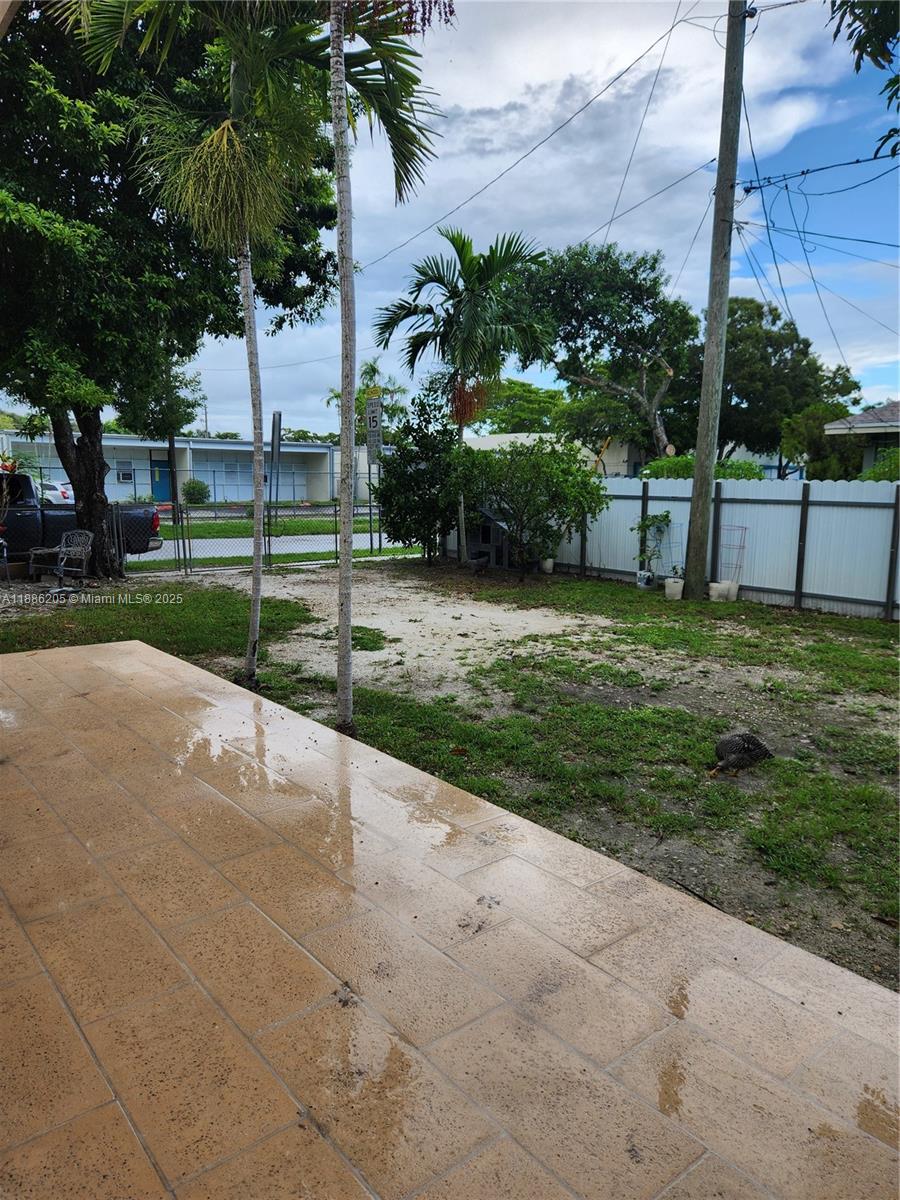 ARCHWOOD-AMD PLAT - Residential Lease