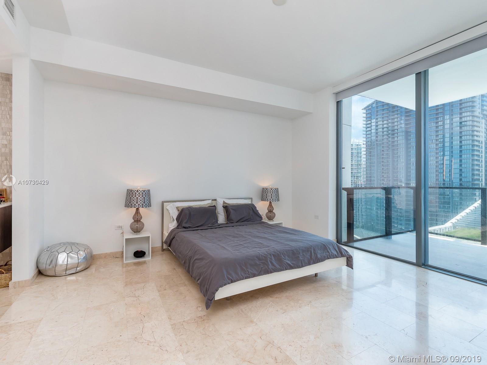 RISE CONDO - Residential