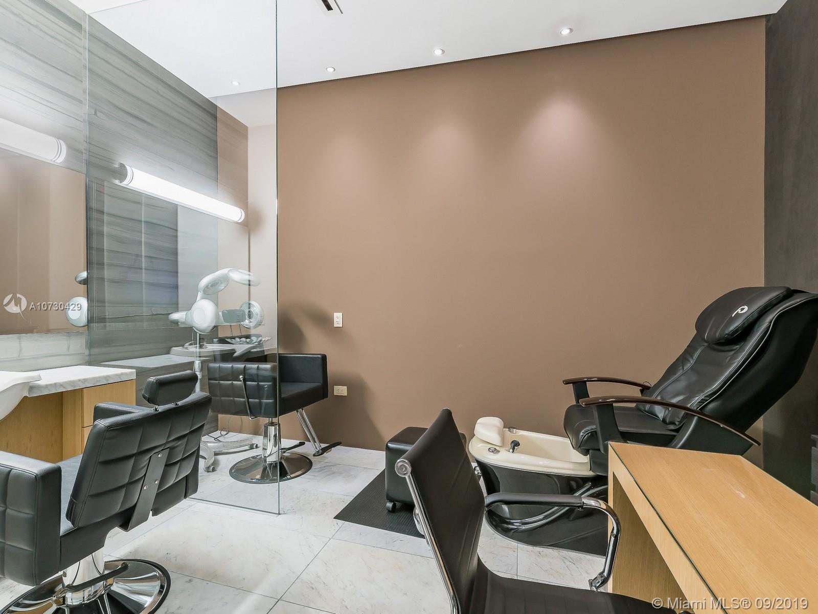 RISE CONDO - Residential