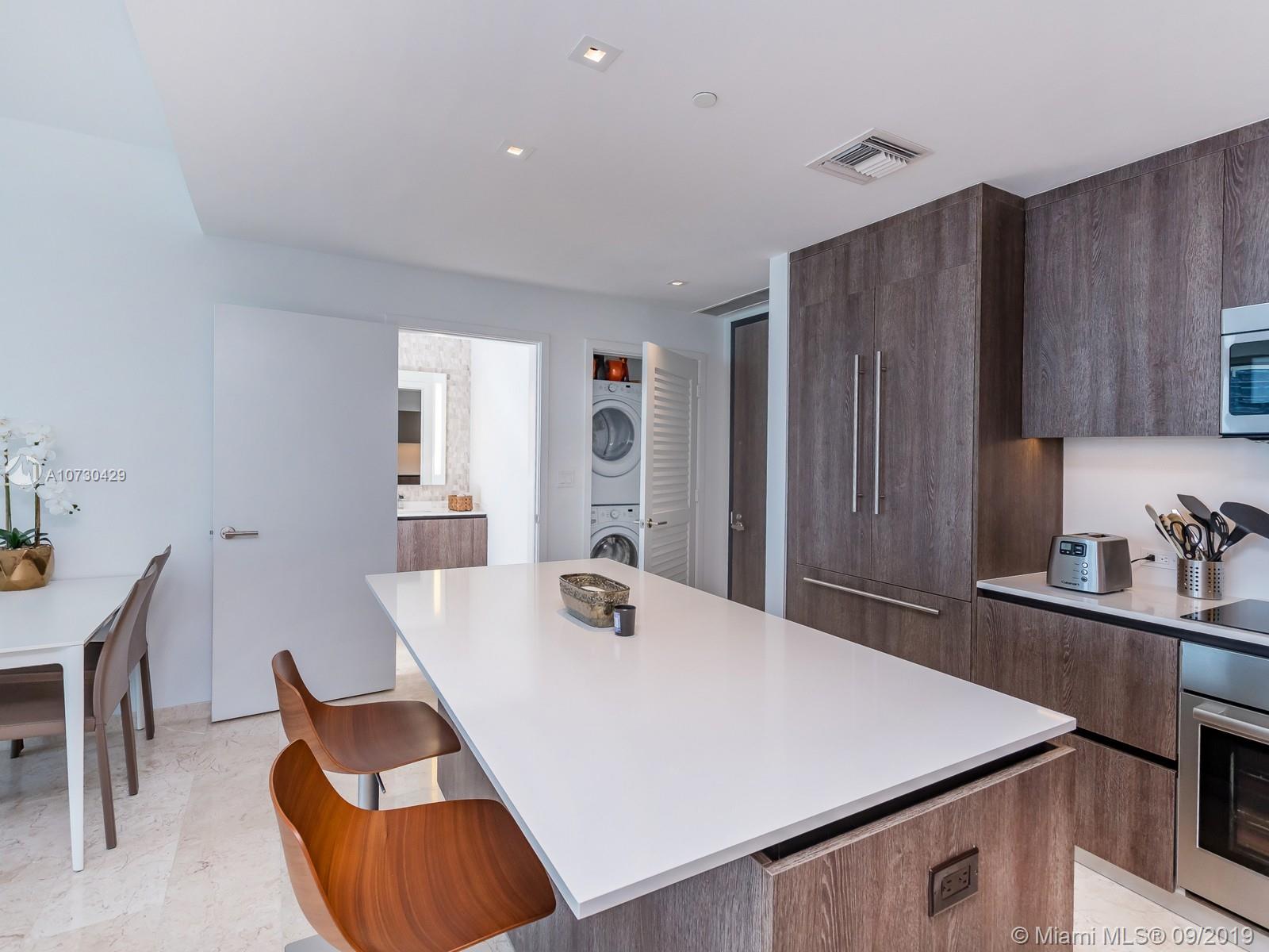 RISE CONDO - Residential