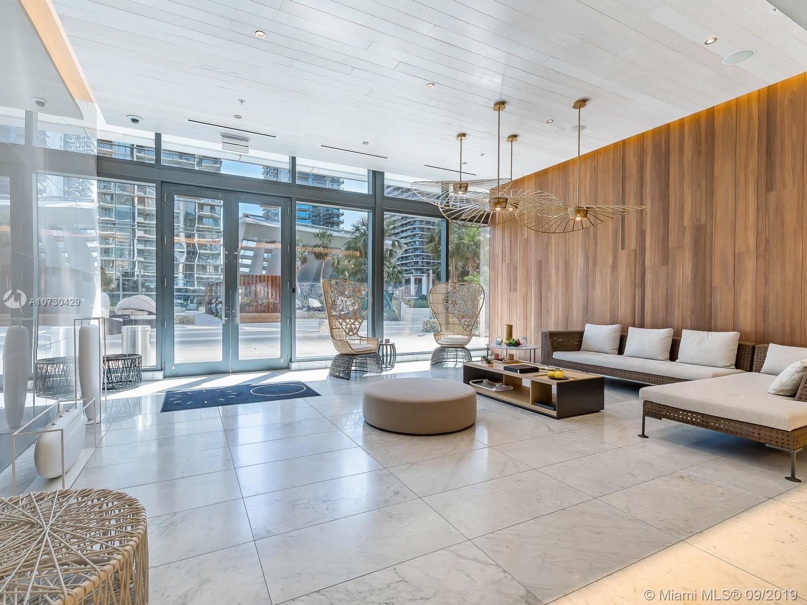 RISE CONDO - Residential