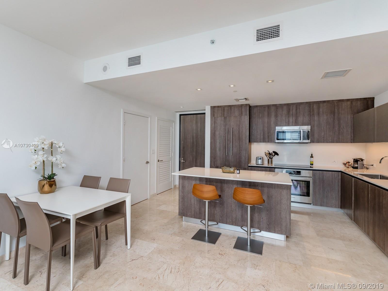RISE CONDO - Residential