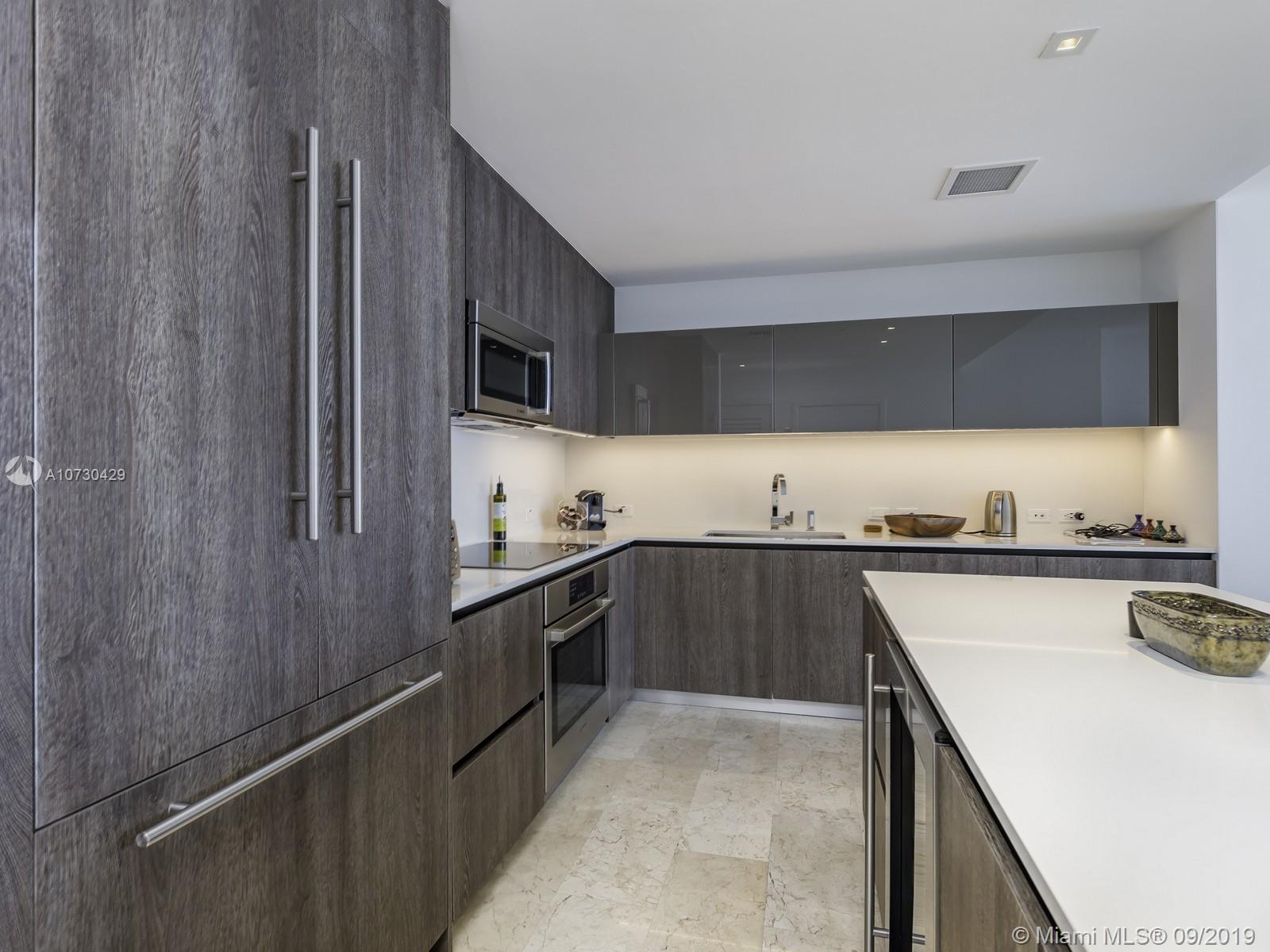 RISE CONDO - Residential