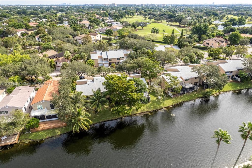 Photo of 9881 Fairway Cove Ln, Plantation, FL 33324 (MLS # A11498308)