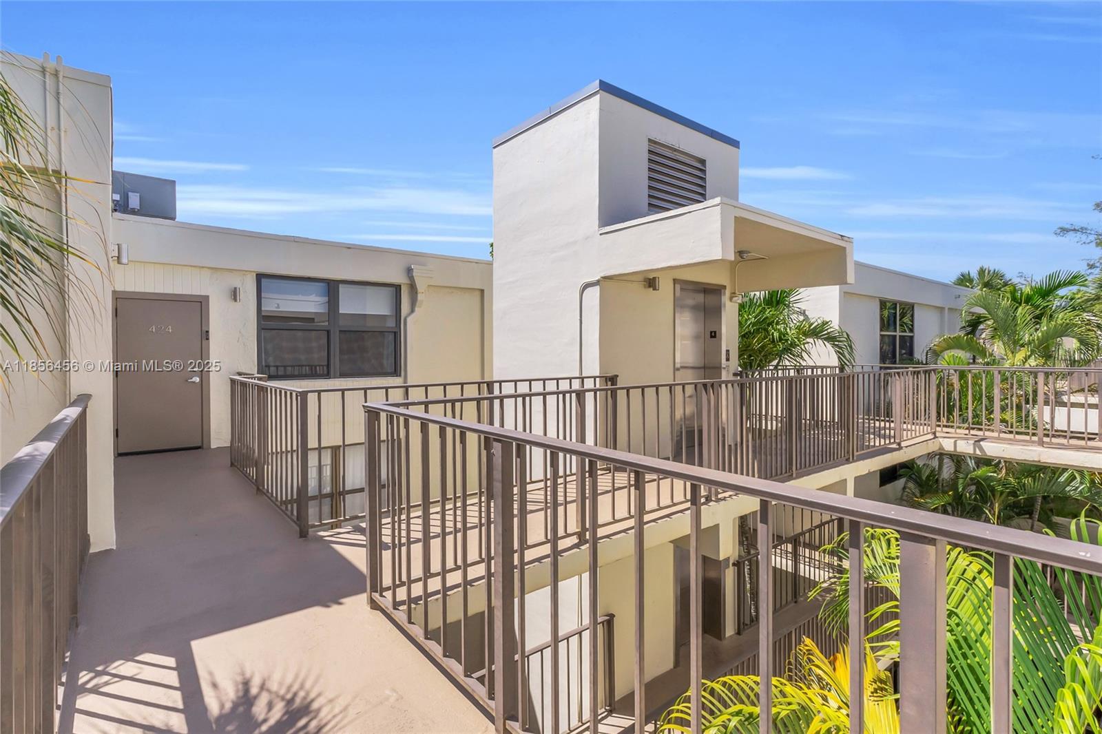 VILLA DORADA CONDO NO 2 - Residential