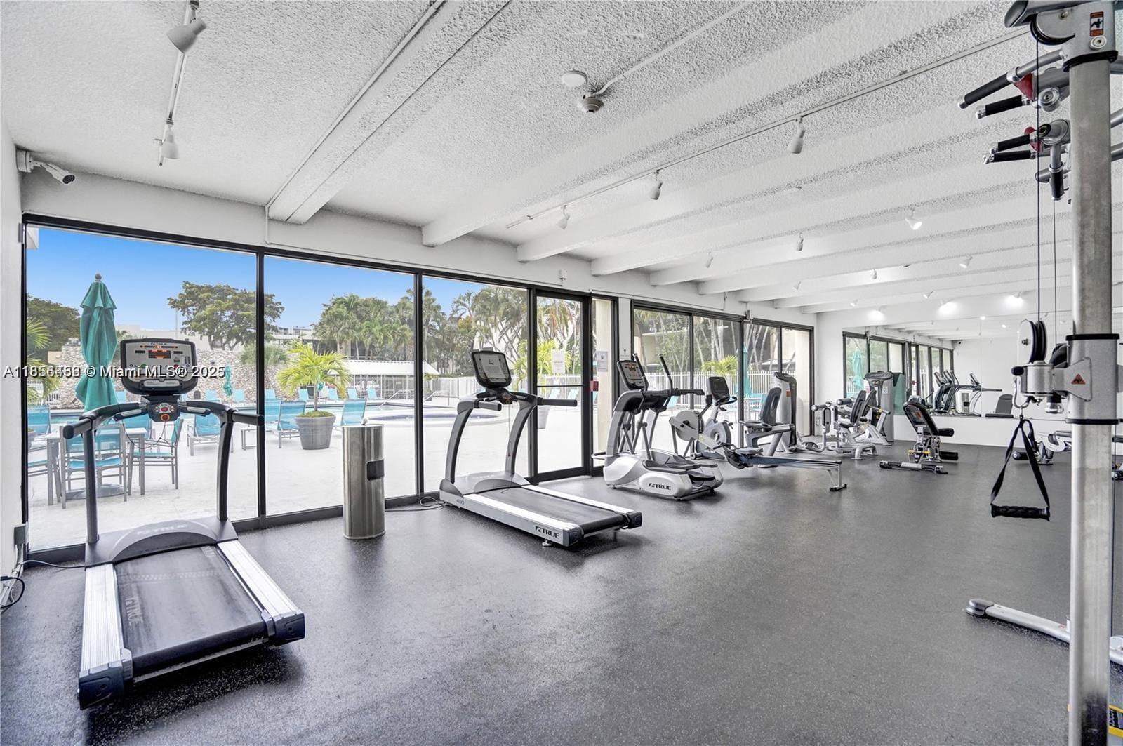 VILLA DORADA CONDO NO 2 - Residential