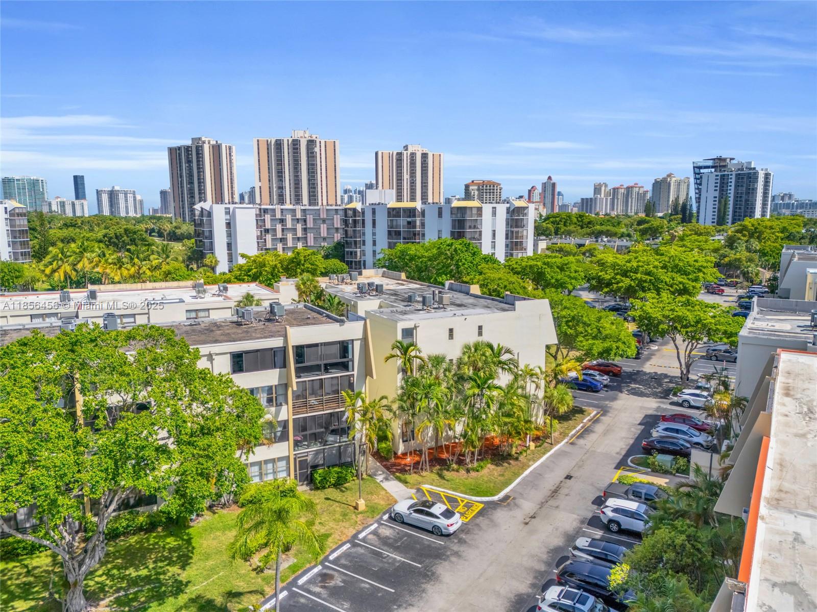 VILLA DORADA CONDO NO 2 - Residential