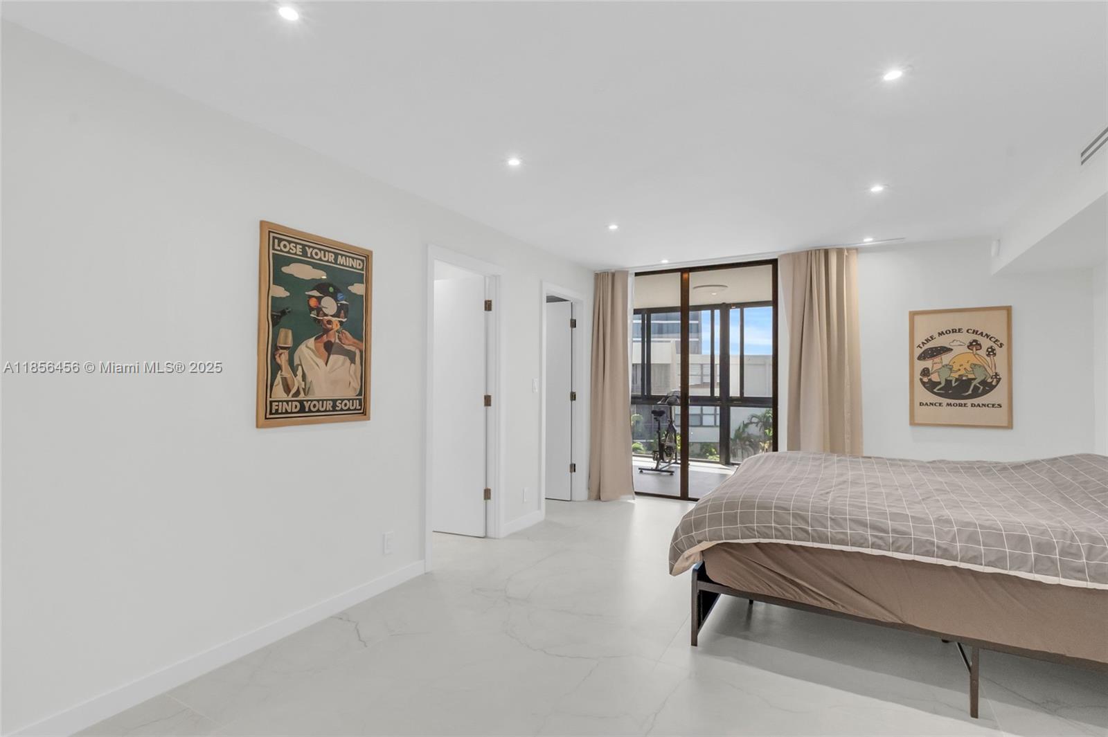 VILLA DORADA CONDO NO 2 - Residential