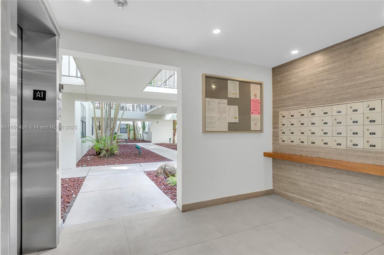 VILLA DORADA CONDO NO 2 - Residential