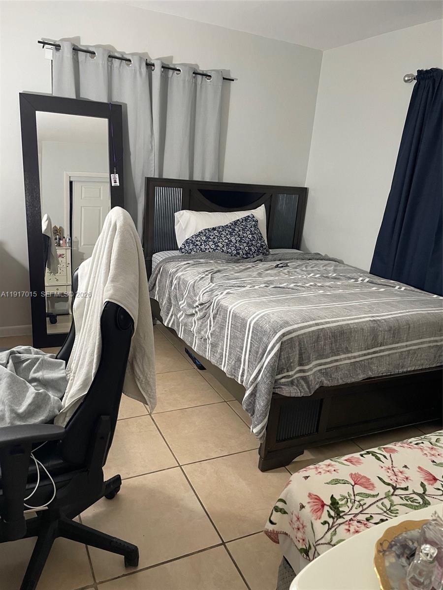 FLORAL HEIGHTS - Residential Income