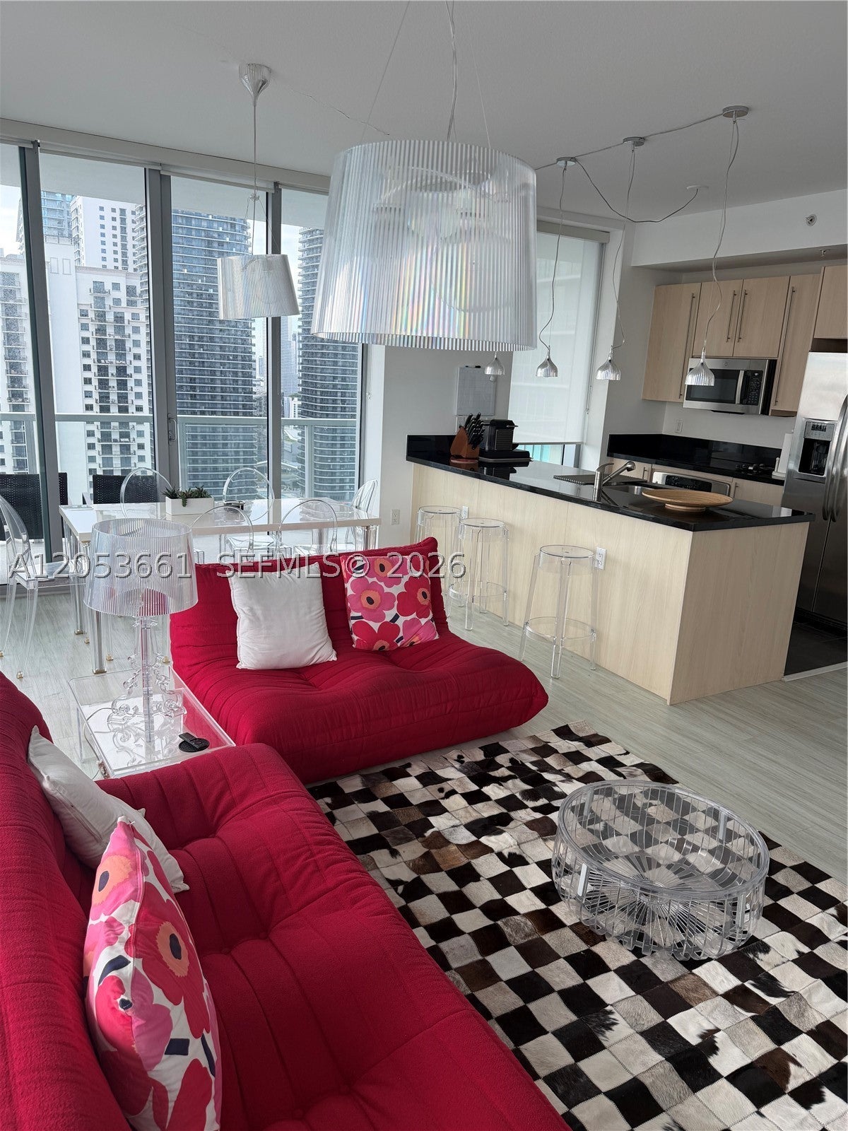 79 SW 12th St 3312-S