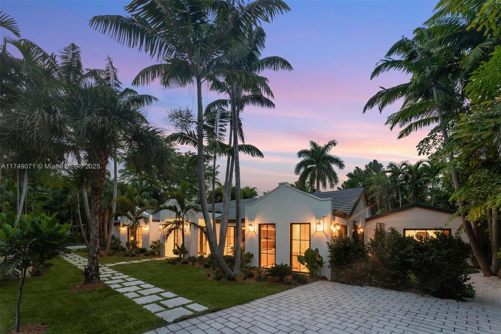 3883 Wood Ave, Miami, Broward County, Florida - 6 Bedrooms  
8 Bathrooms - 