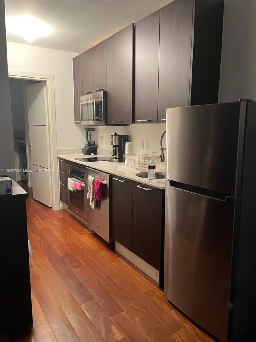 Property for Sale at 1560 Pennsylvania Ave 213, Miami Beach, Miami-Dade County, Florida - Bedrooms: 1 
Bathrooms: 1  - $240,000