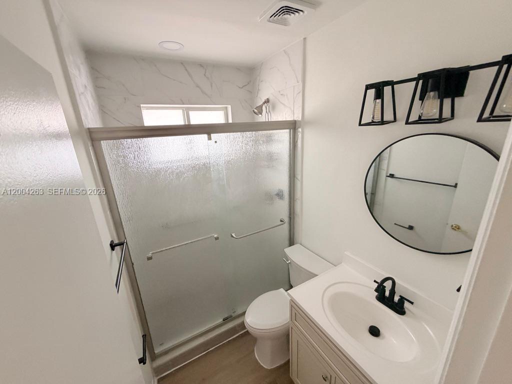 OLETA TERR N MIAMI BEACH - Residential Lease