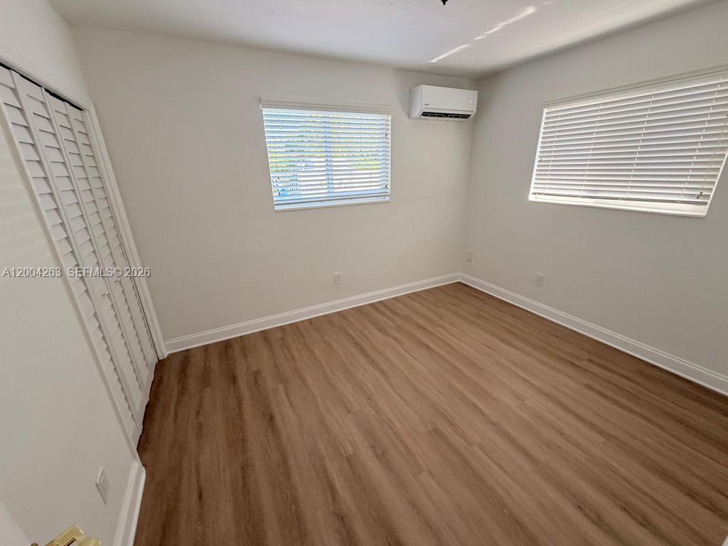 OLETA TERR N MIAMI BEACH - Residential Lease