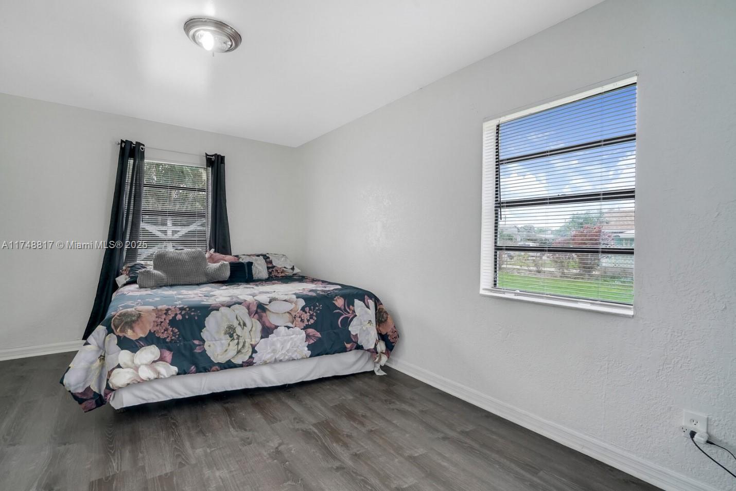 GREENACRES 2 - Residential Lease