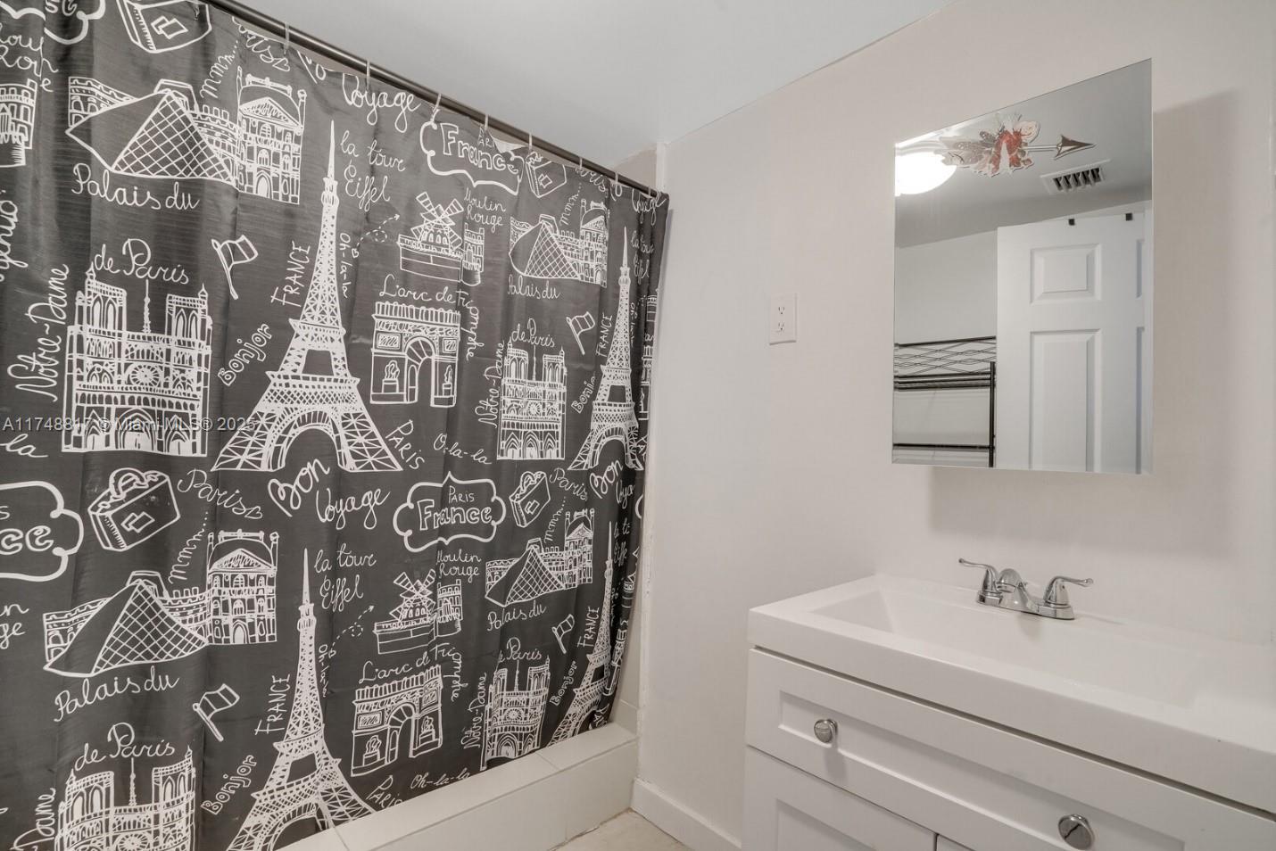 AFFORDABLE 2 Bedroom with 1 bathroom unit. Minutes from schools and groceries as well as the BEACH! Live comfortably whether you are starting a family, moving out, or moving with your partner! Once you are approved through the application, only First month & Security Deposit Required to move in! Utilities are separate. Don't wait too long, this WILL NOT LAST! CALL 561-914-2731
