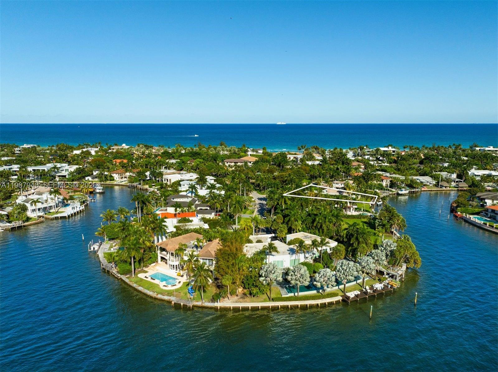 GOLDEN BEACH SEC D - Land