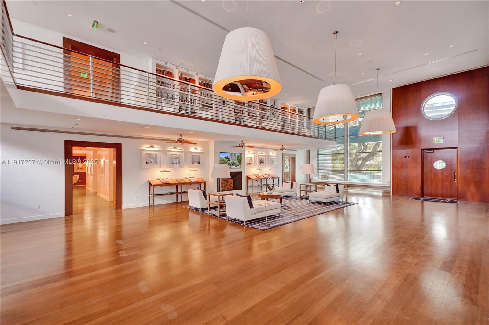 GROVENOR HOUSE CONDO - Residential