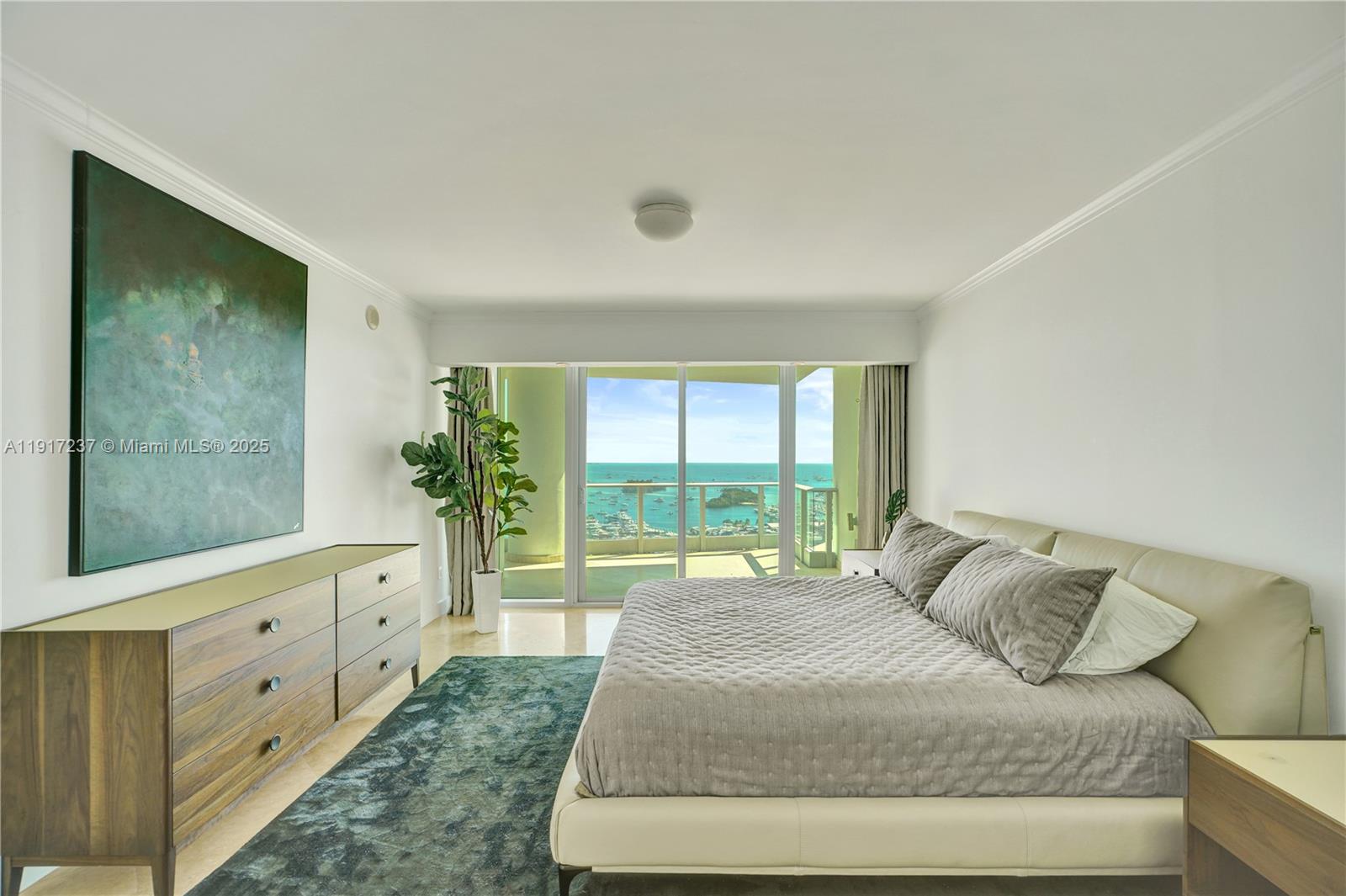 GROVENOR HOUSE CONDO - Residential