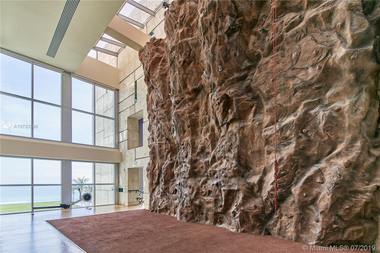 CENTRAL CARILLON BEACH CO - Residential Lease