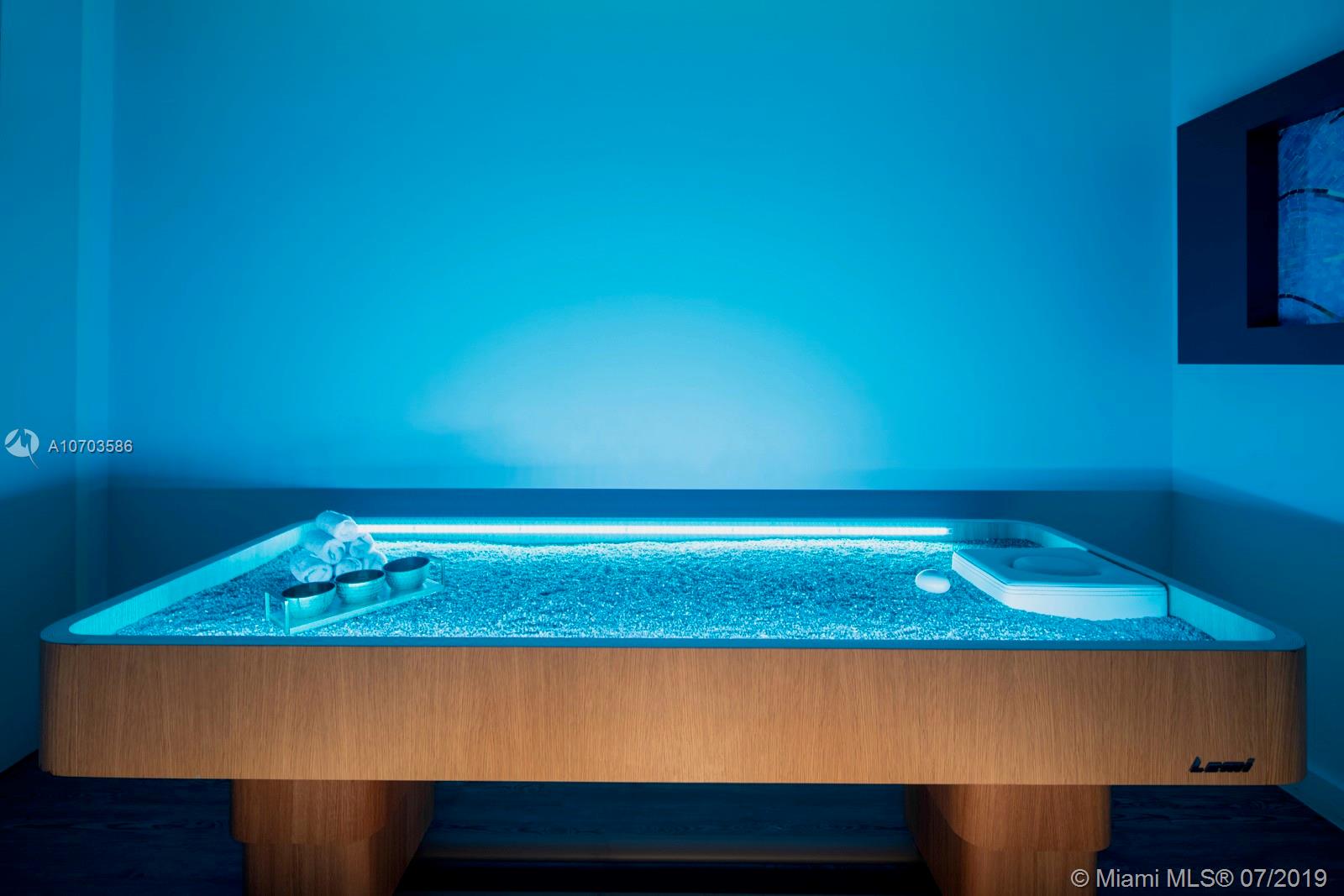 CENTRAL CARILLON BEACH CO - Residential Lease