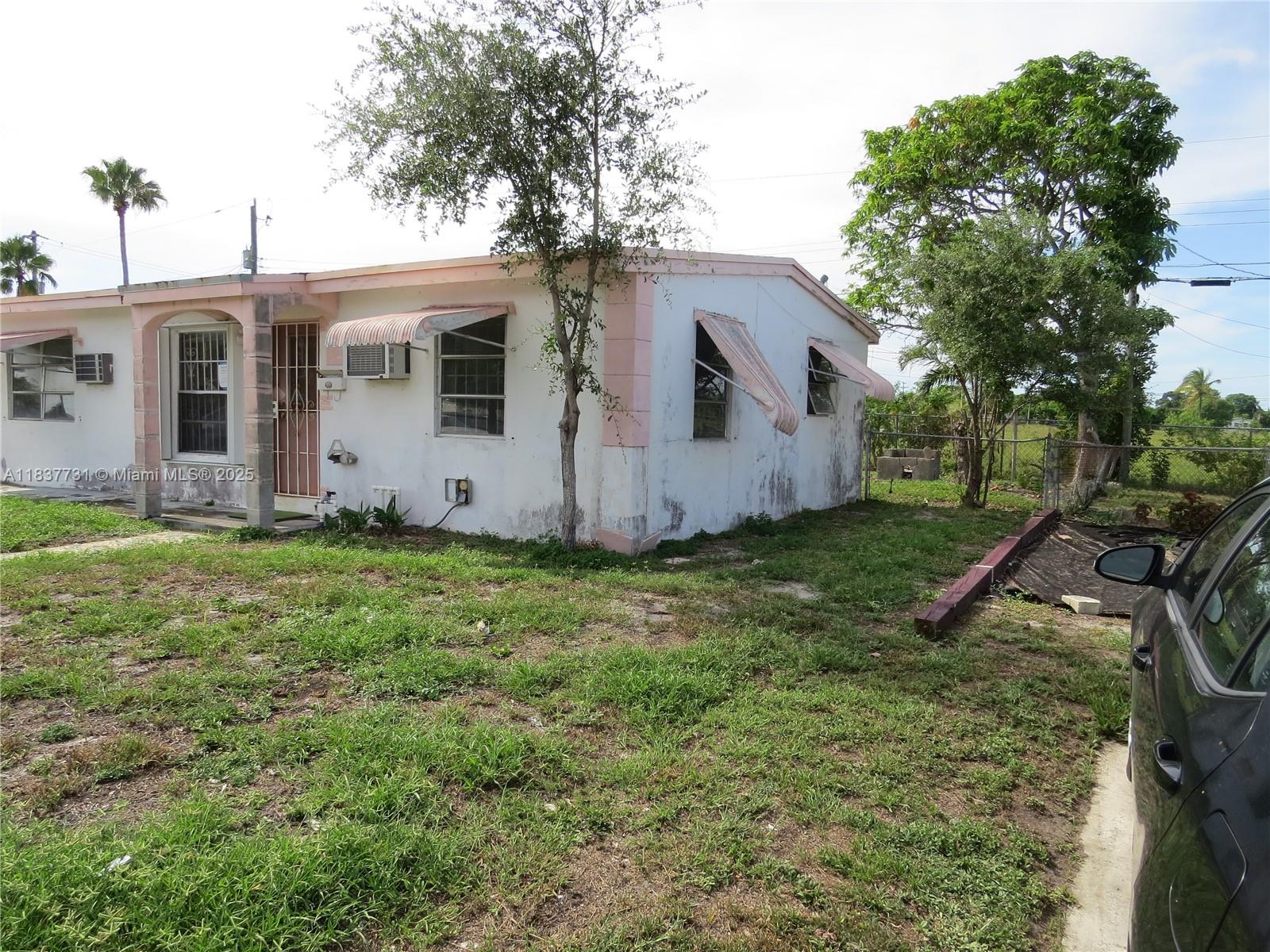 525 NW 16th St