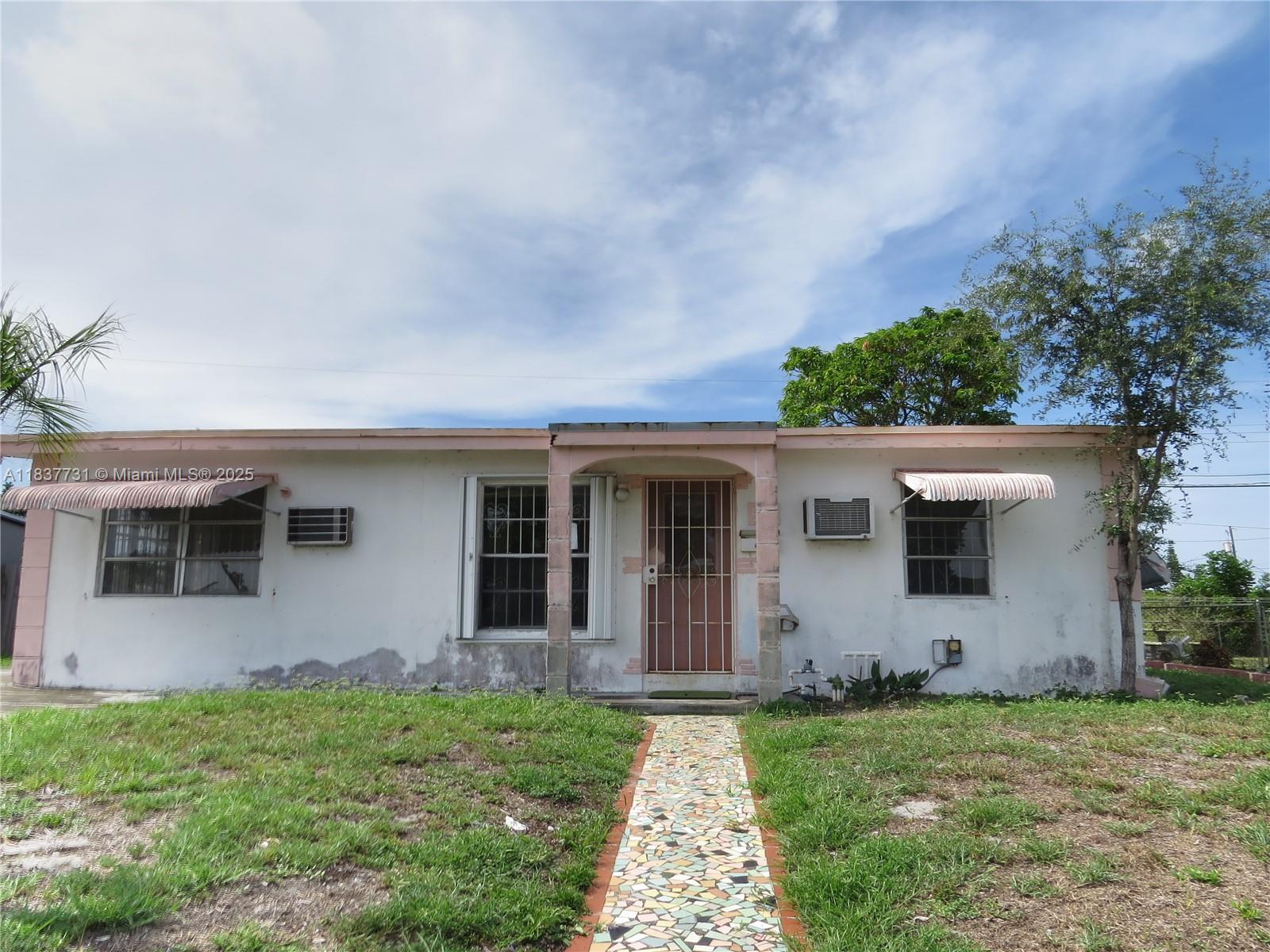 This is a 2 bedroom 1 bathroom house with a large Den/Office room that can be converted into a 3rd bedroom.