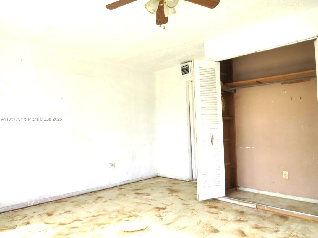 SANDERS PARK - Residential