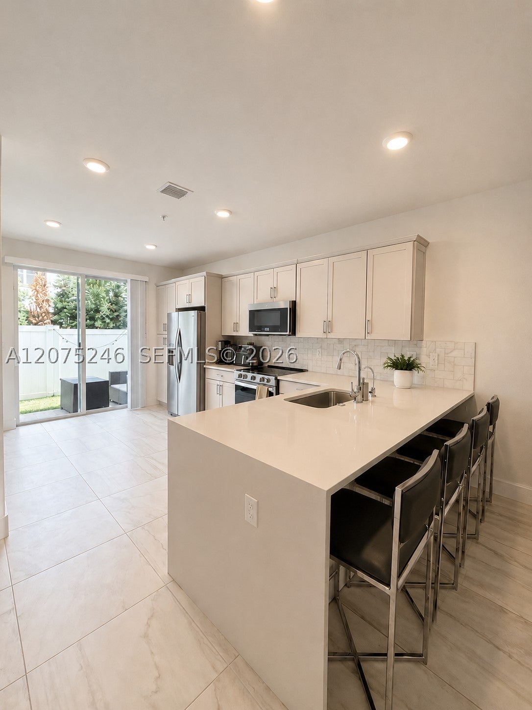 181 SW 170th Ave
