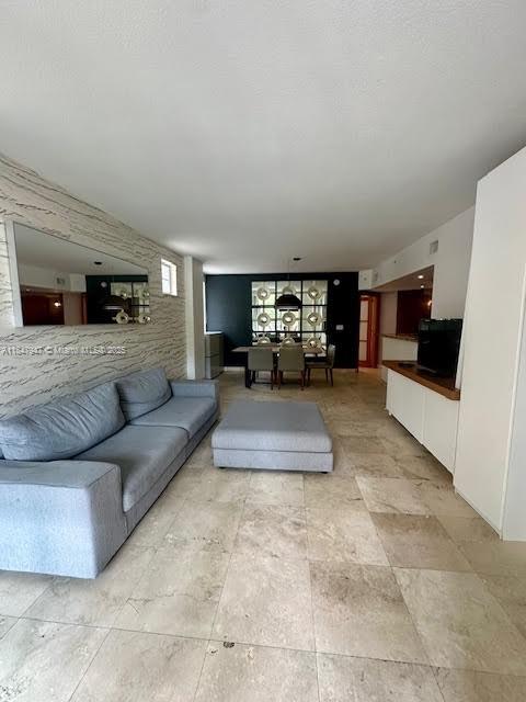 140 Meridian Ave 315