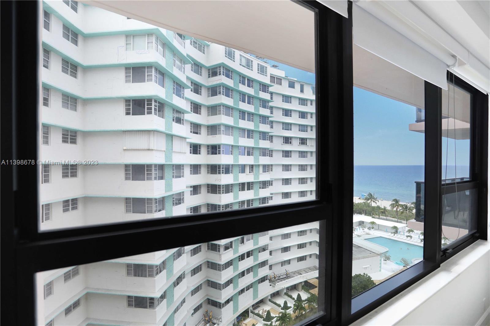 5225 Collins Ave 1216