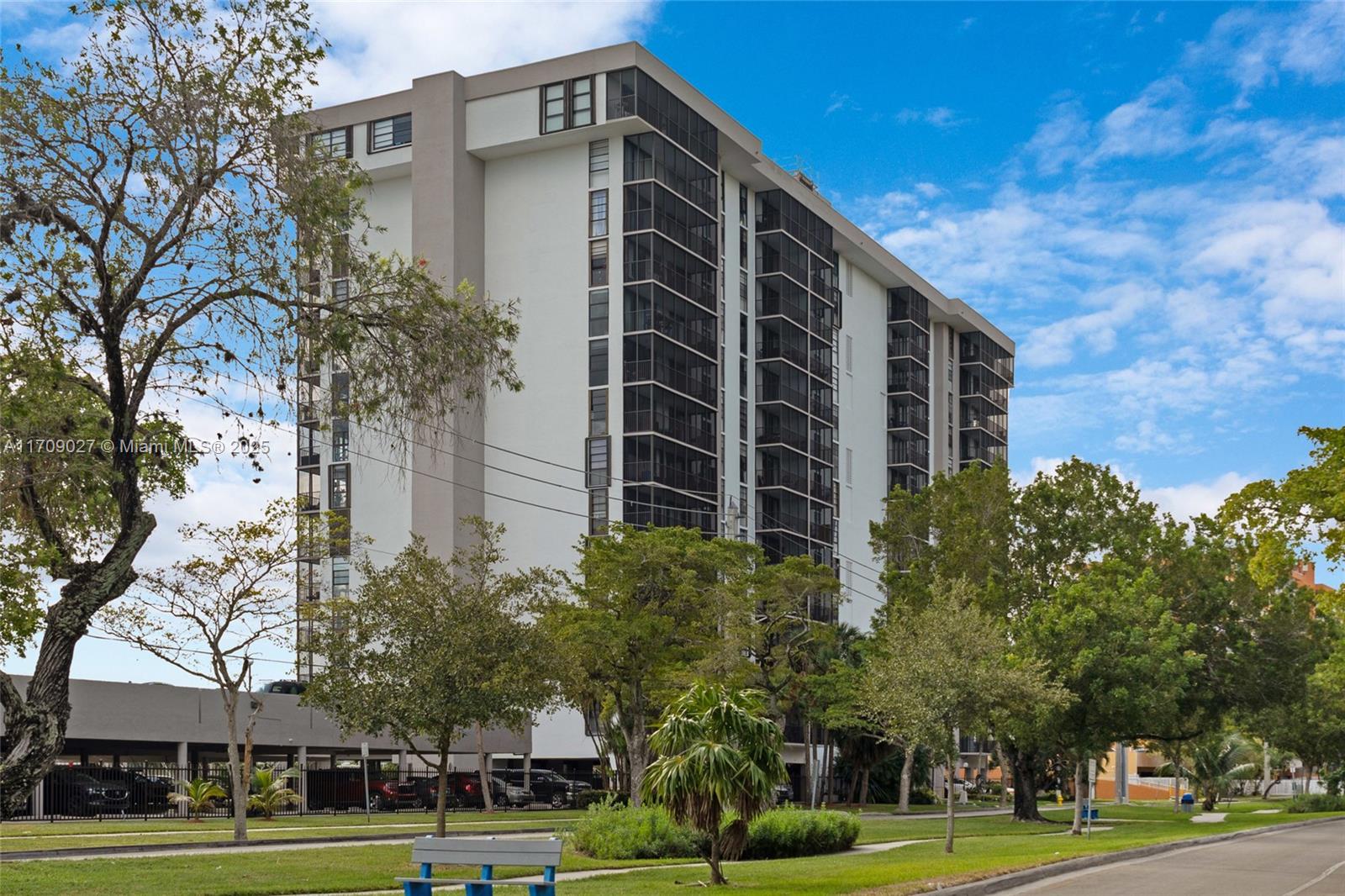 DORSET HOUSE CONDO - Residential