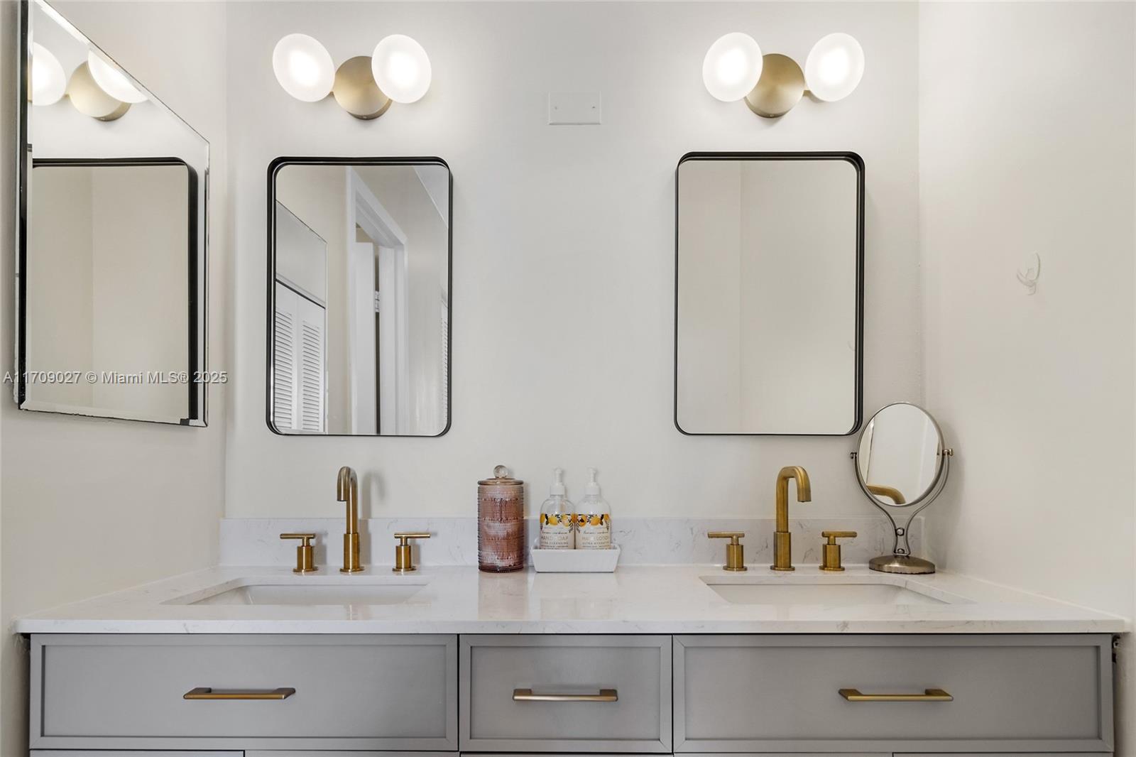 DORSET HOUSE CONDO - Residential