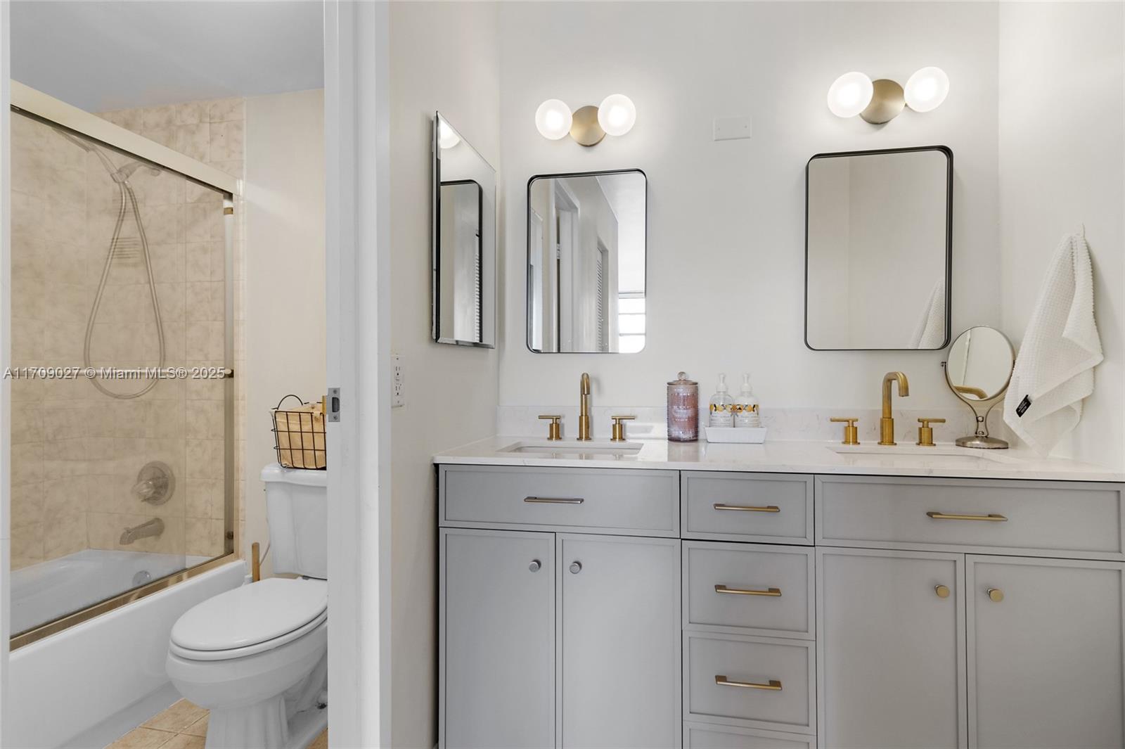 DORSET HOUSE CONDO - Residential