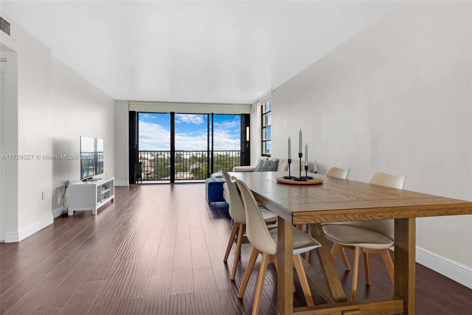 DORSET HOUSE CONDO - Residential