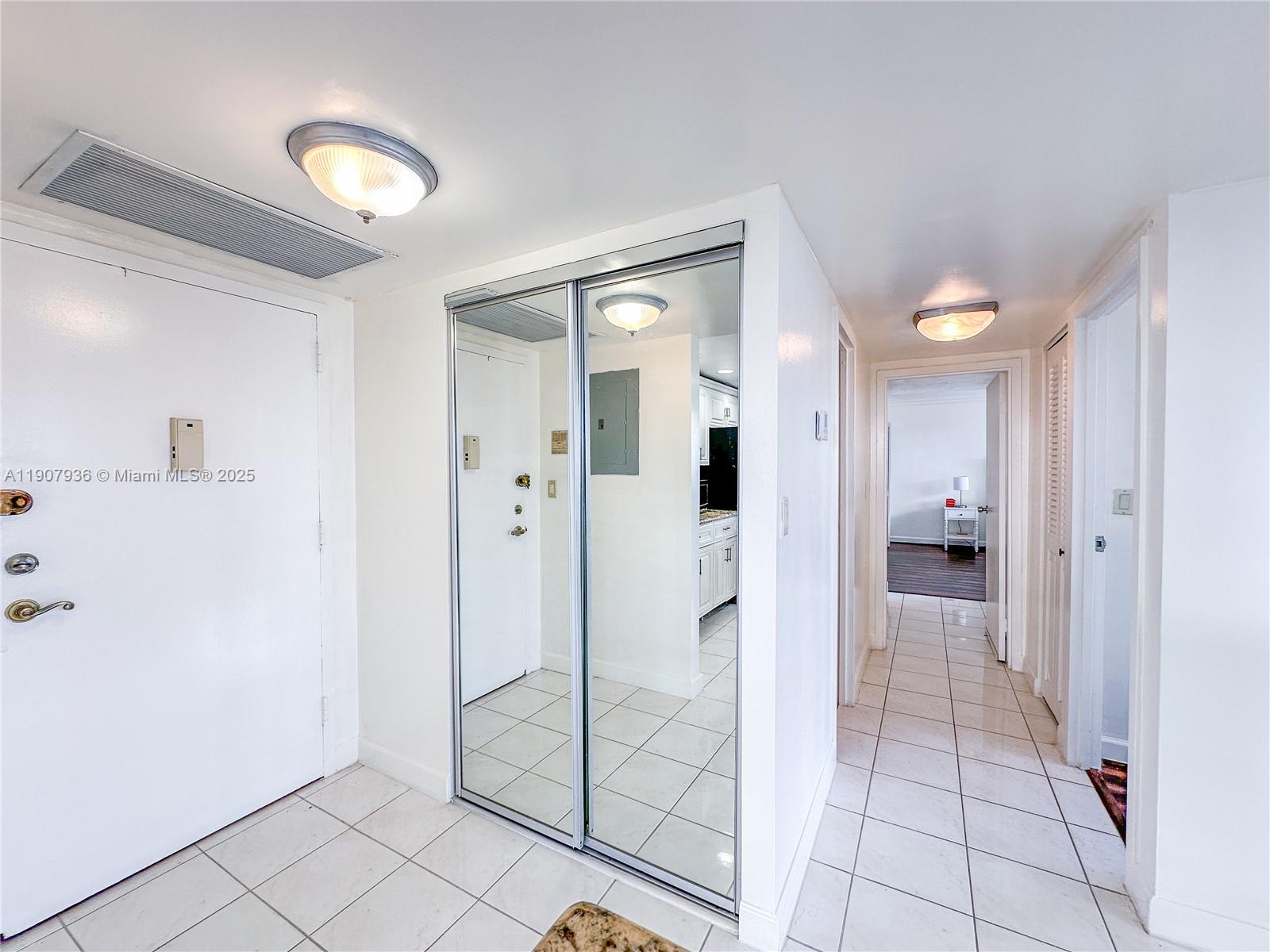 OCEANVIEW PARK CONDO - Residential Lease