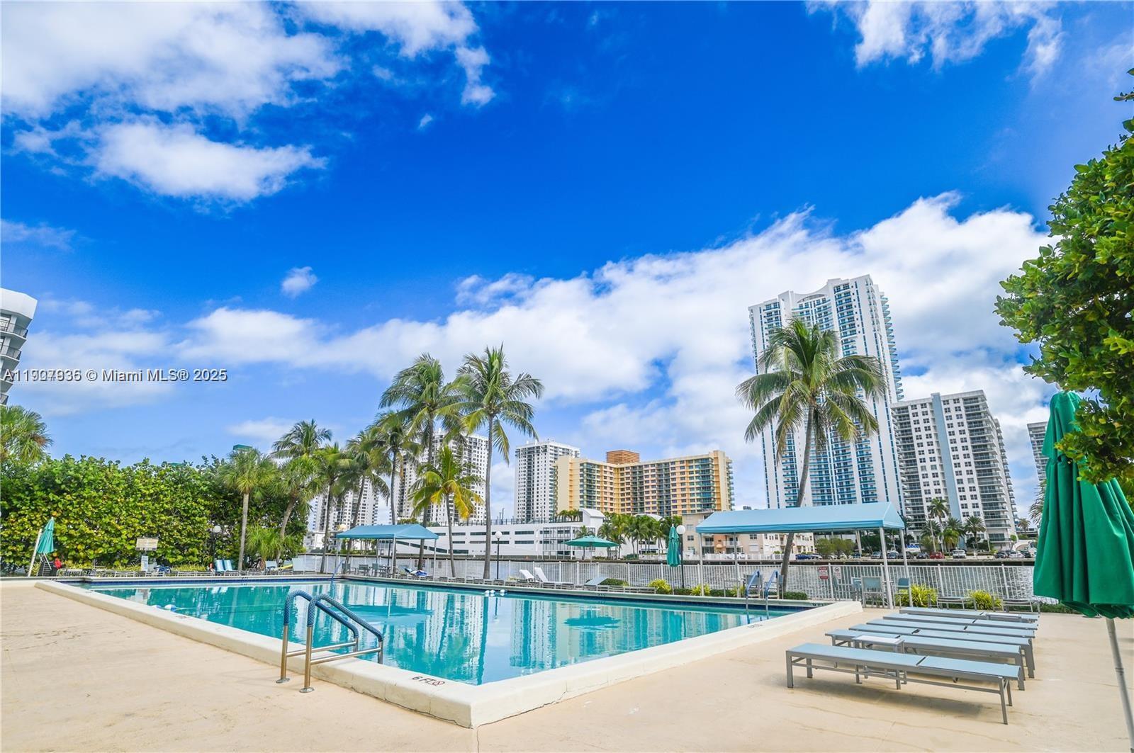 OCEANVIEW PARK CONDO - Residential Lease