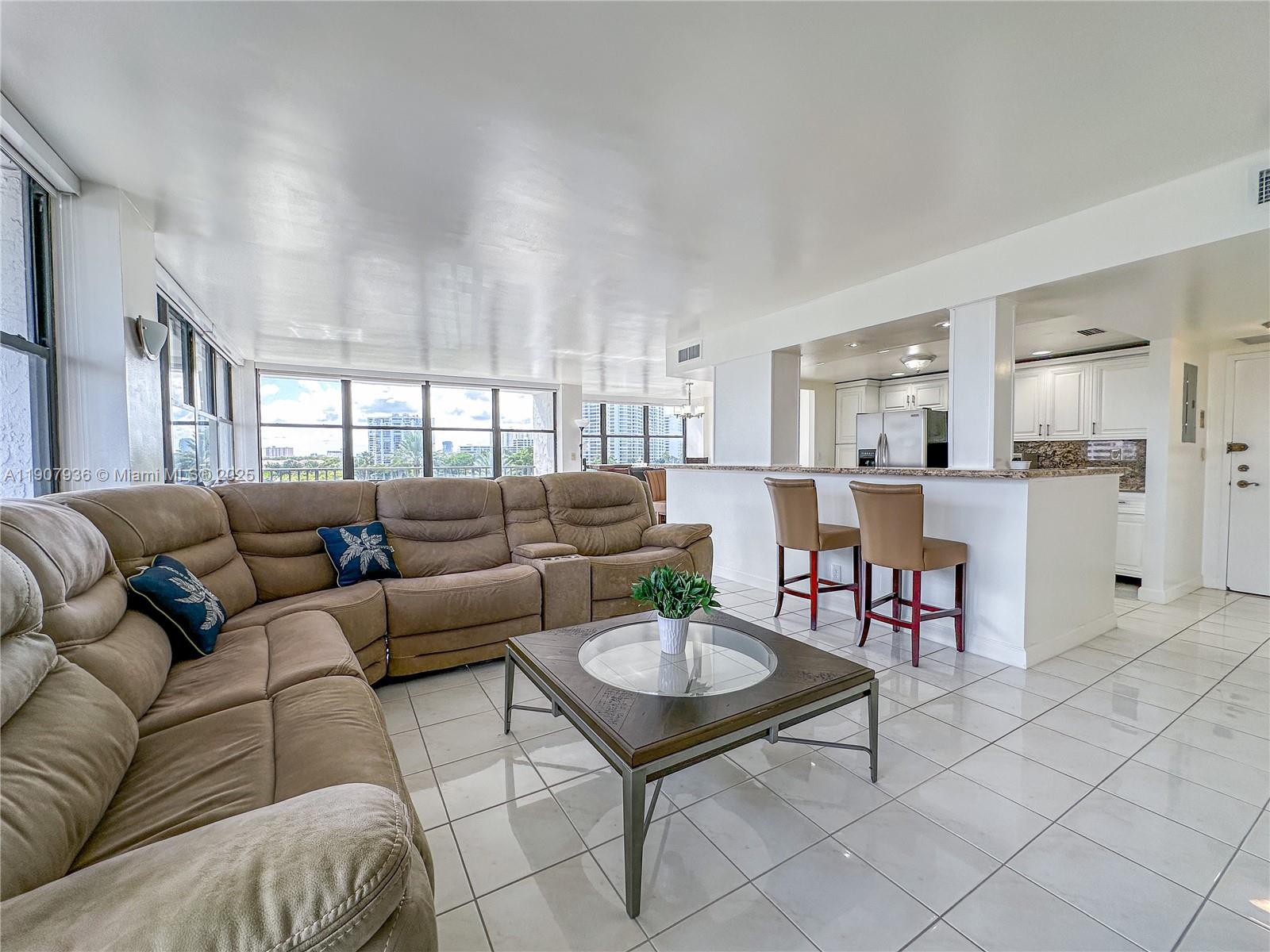 OCEANVIEW PARK CONDO - Residential Lease