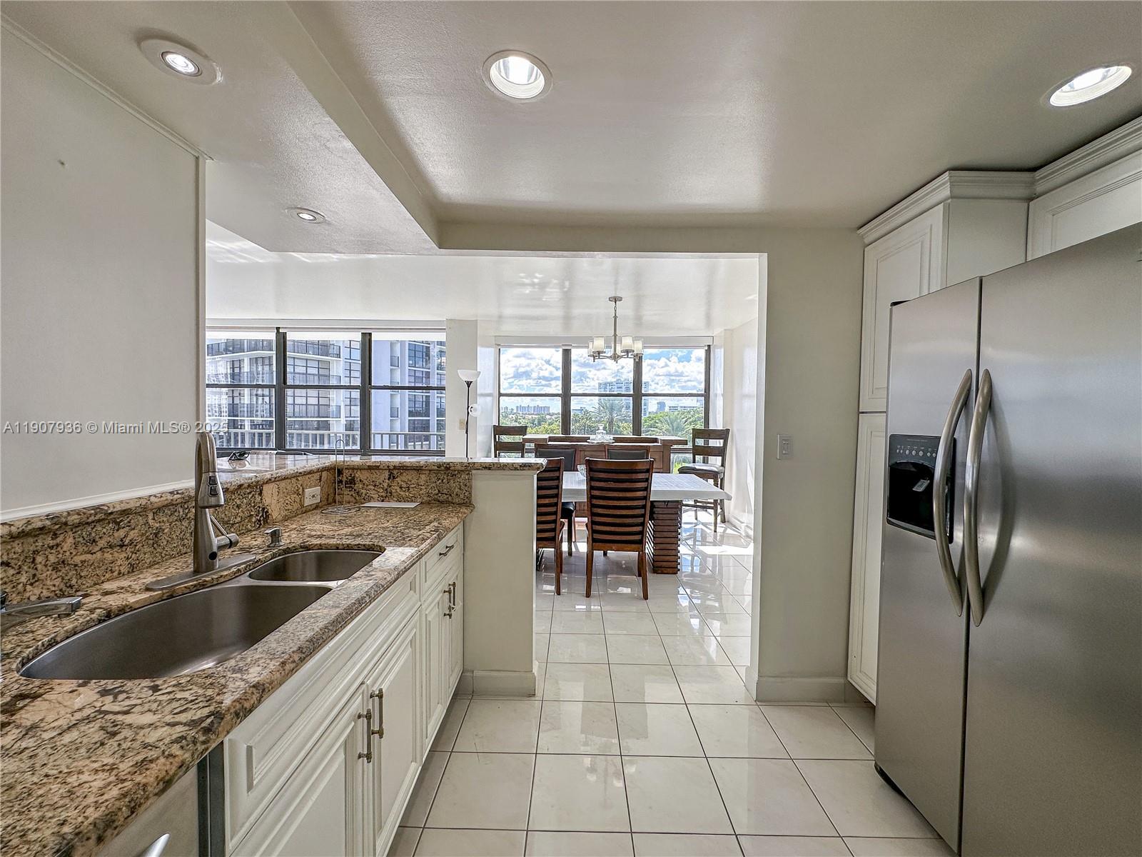 OCEANVIEW PARK CONDO - Residential Lease