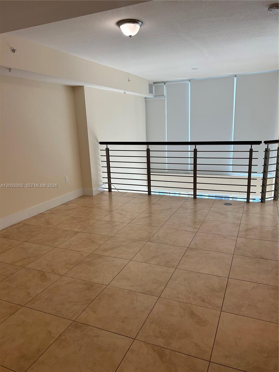BRICKELL ON THE RIVER S T - Residential