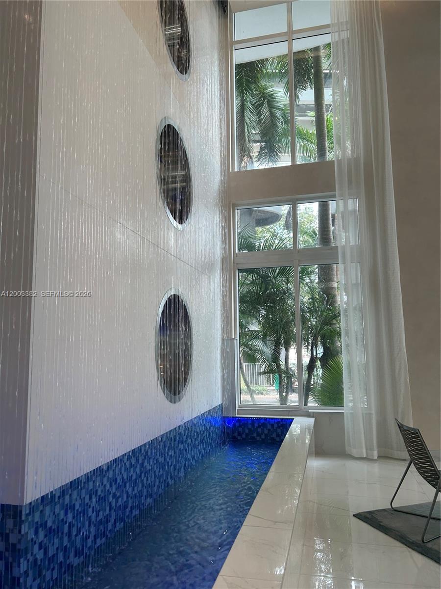 BRICKELL ON THE RIVER S T - Residential