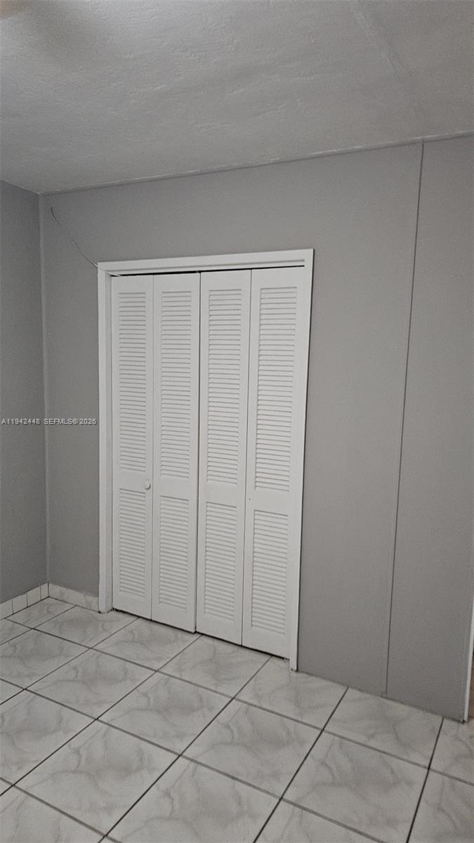 HOLLYWOOD SOUTH SIDE ADD - Residential Lease