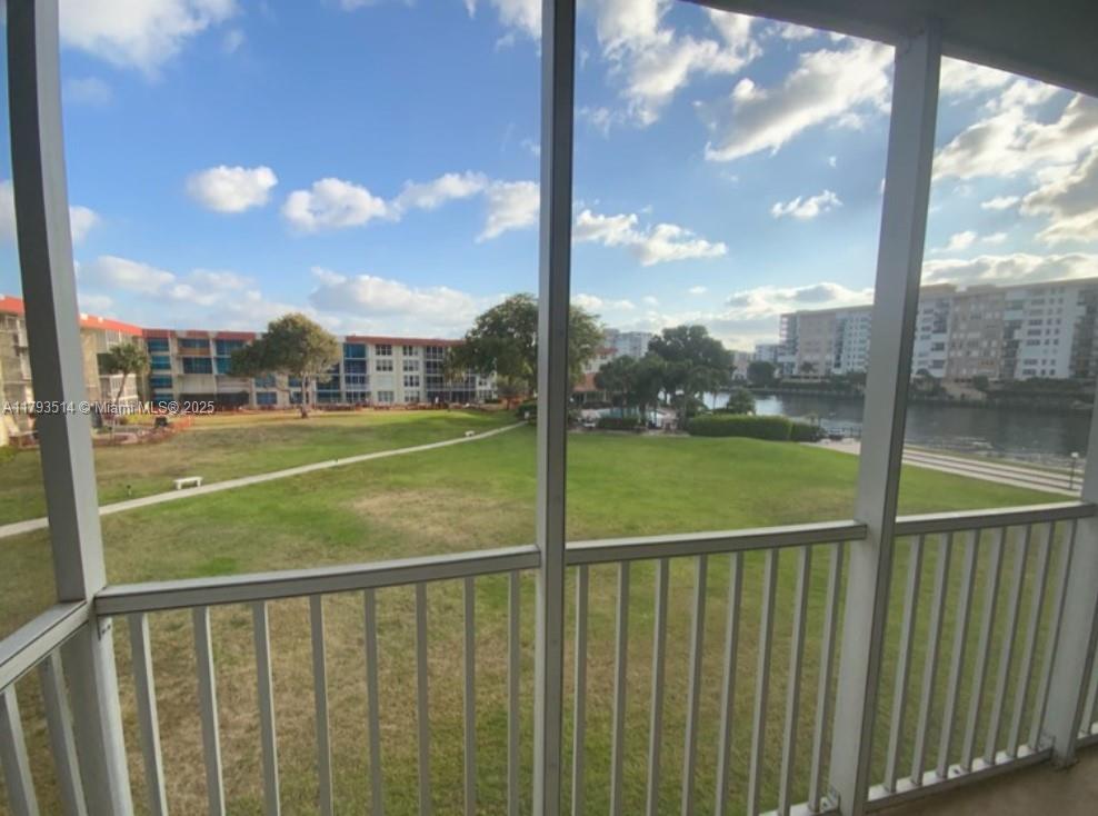 NO 3 PALM-AIRE AT CORAL K - Residential