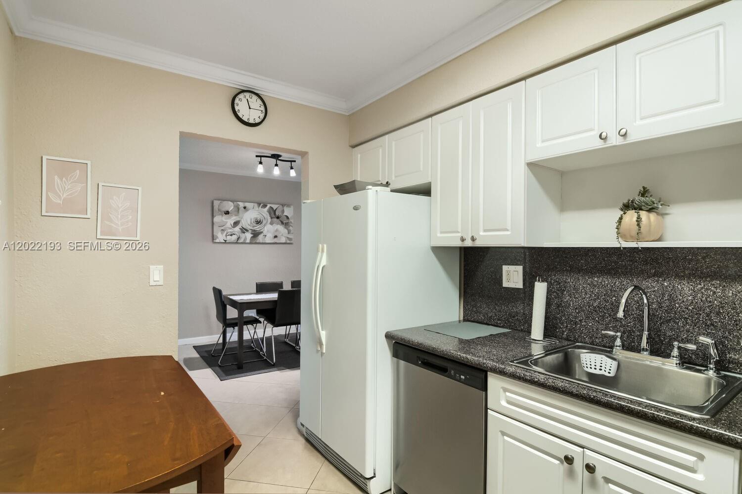 2501 S Ocean Dr 1129 (AVAILABLE NOW-OCT)