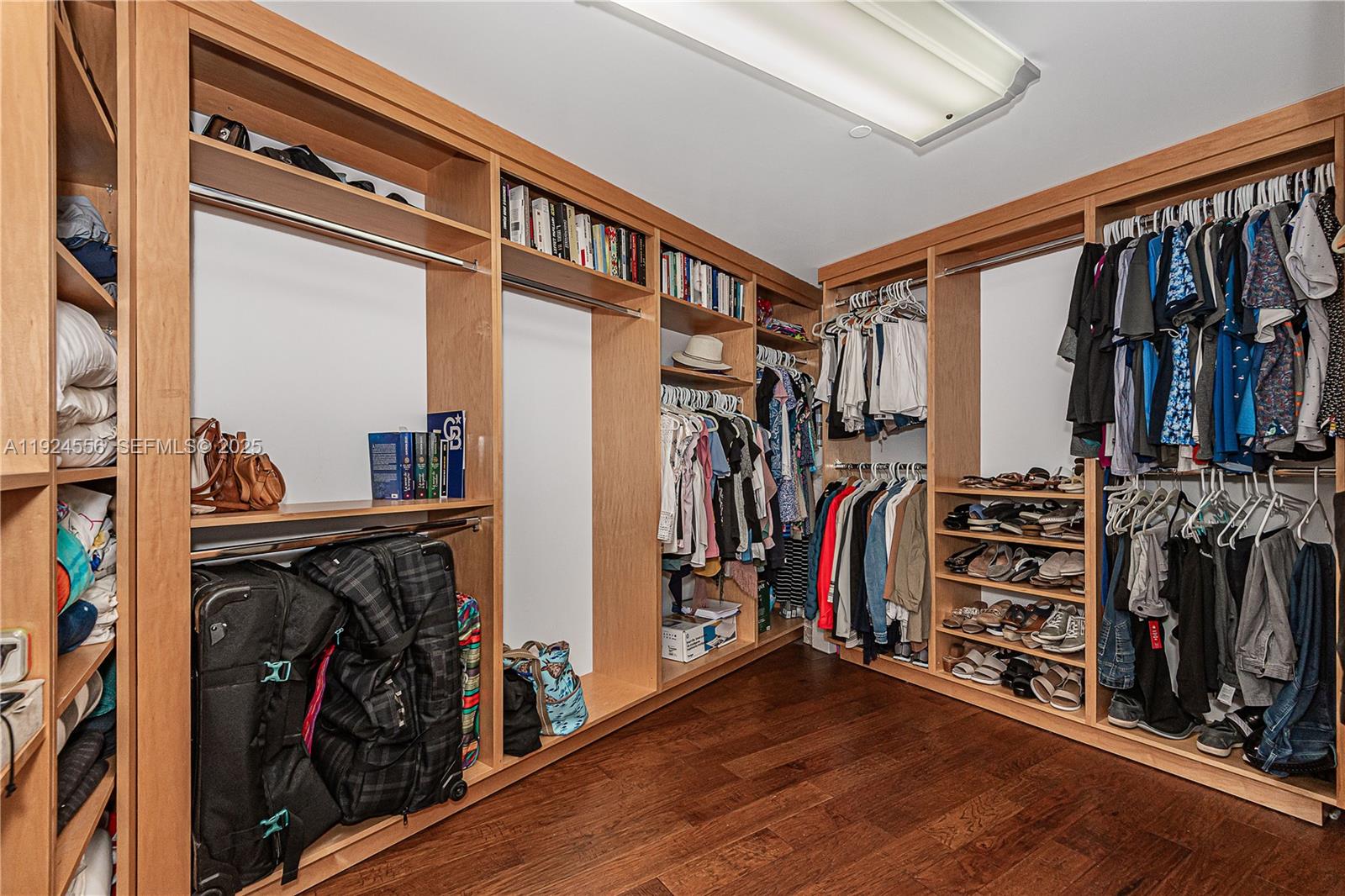 Beach Club Condo - Residential Lease